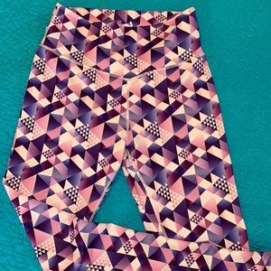 Fit Booty Apparel leggings size L by Jessica